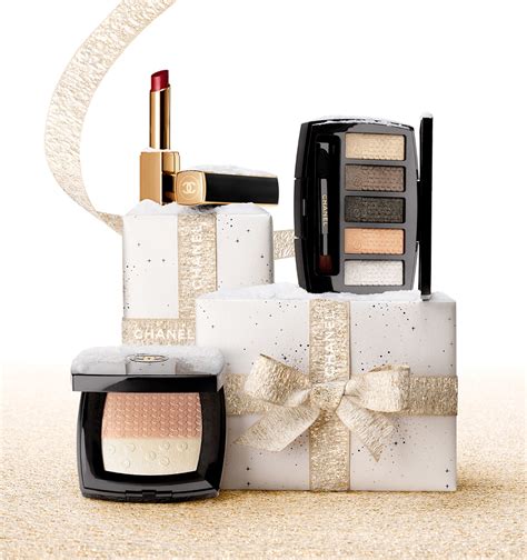 chanel gift set 2022.